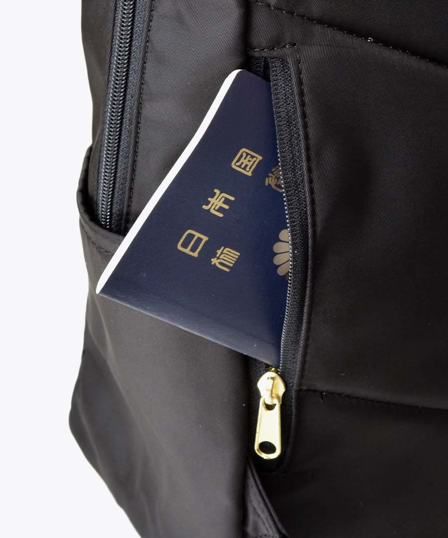 フレキシブル撥水ポリエステル 10ポケットリュック