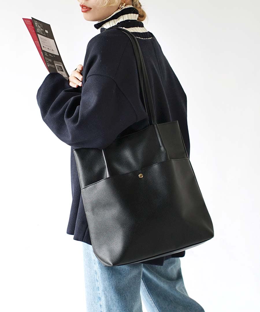 タックデザイン ショルダートートバッグ