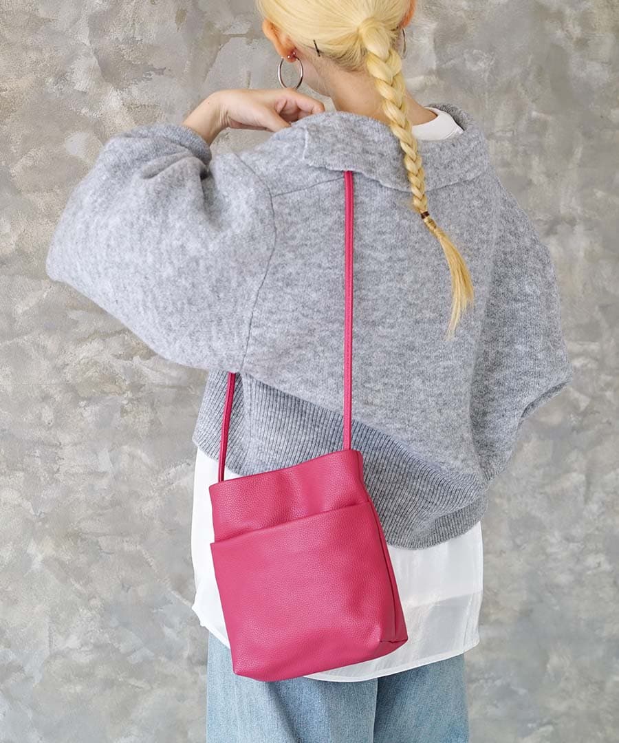シンプルポケット ショルダーバッグ