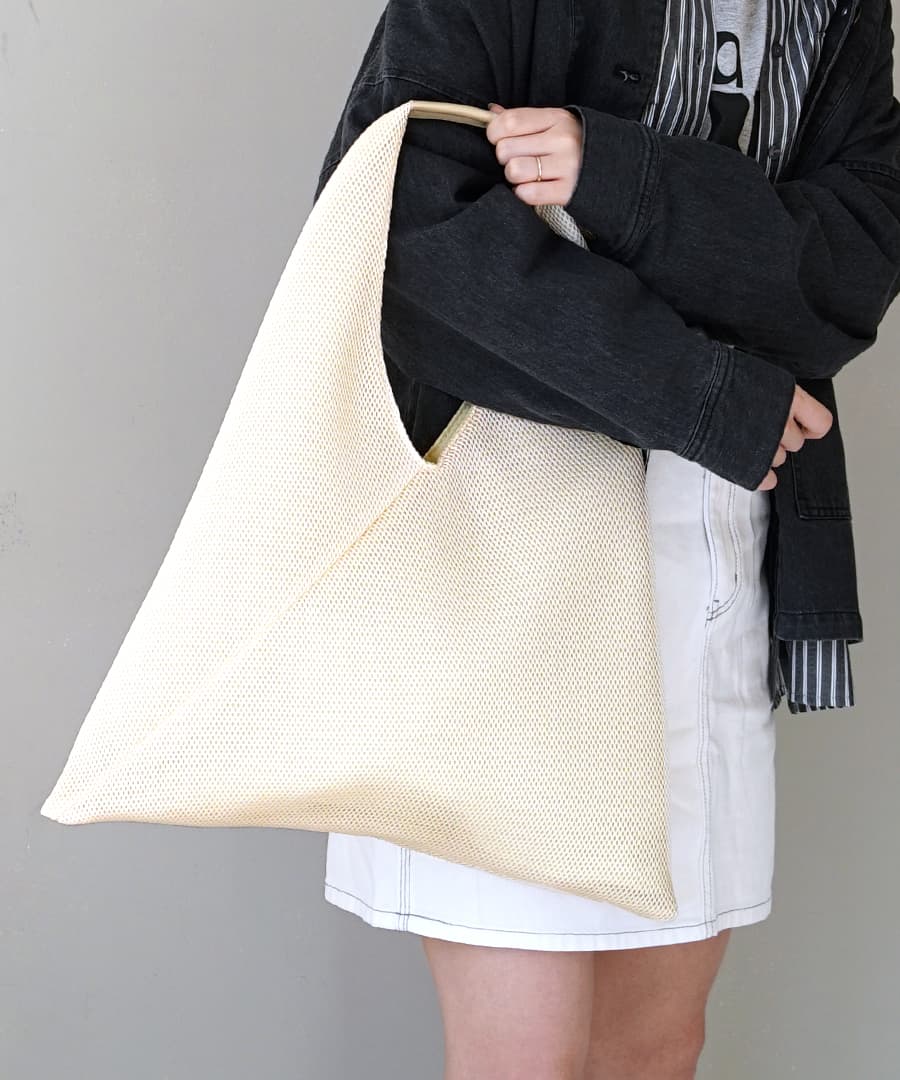 メッシュ サンカクトートバッグ