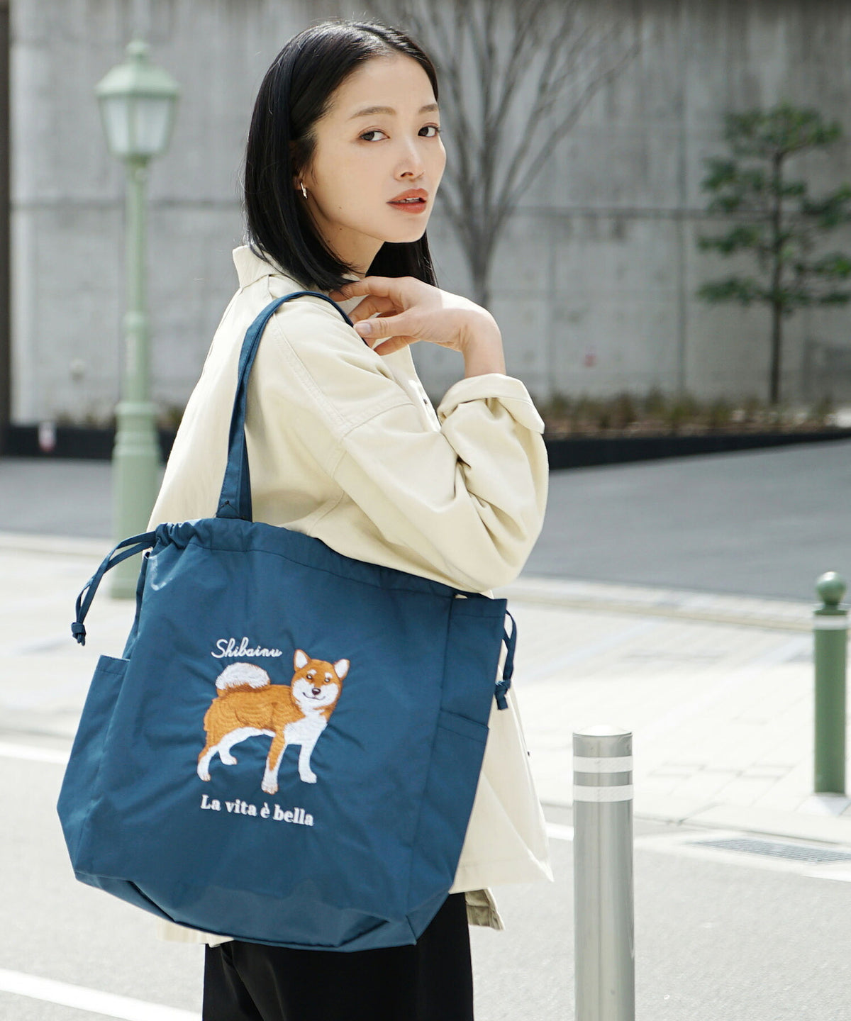 アニマル刺繍巾着トートバッグ