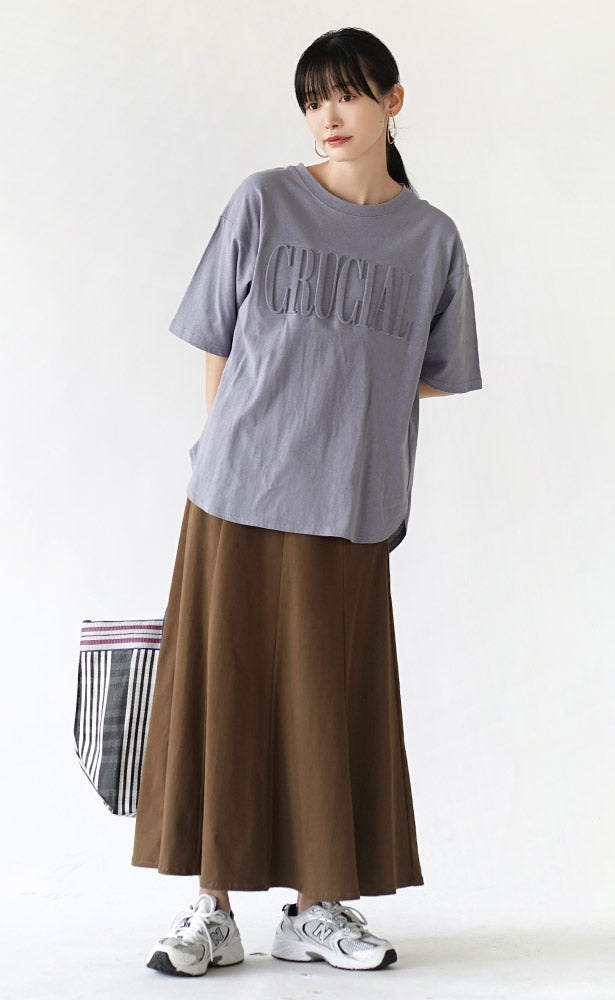 エンボスロゴ Tシャツ