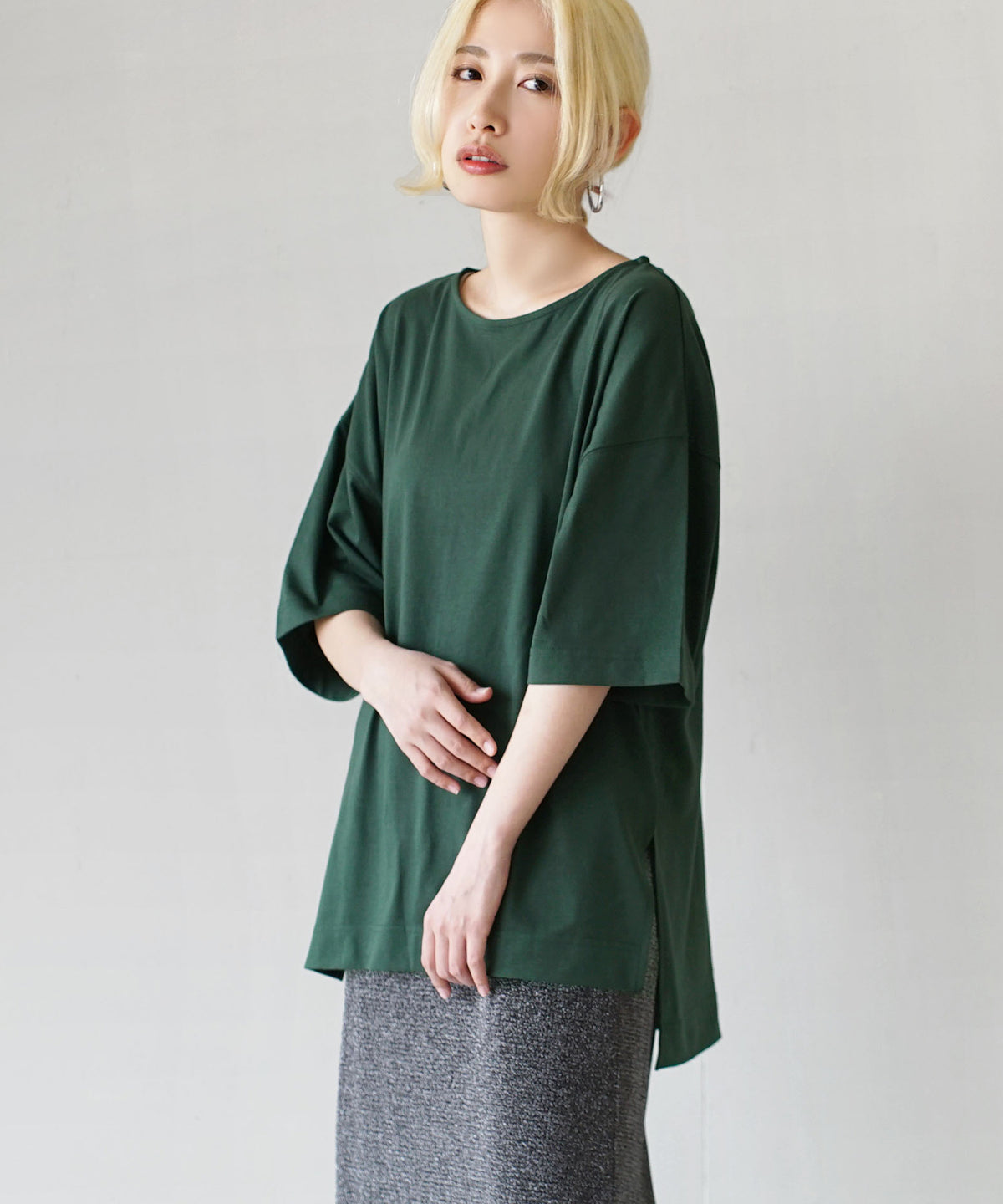 URBAN PLUS スリットTシャツ