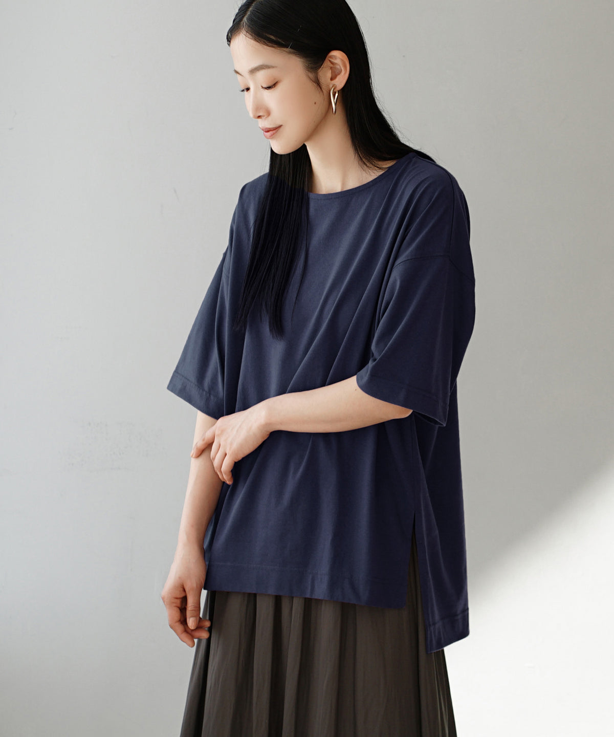 URBAN PLUS スリットTシャツ