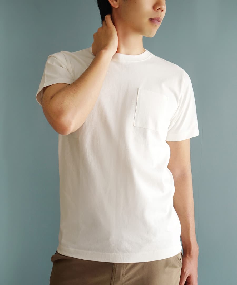 汗しみない クルーネック ポケット Tシャツ［メンズ］