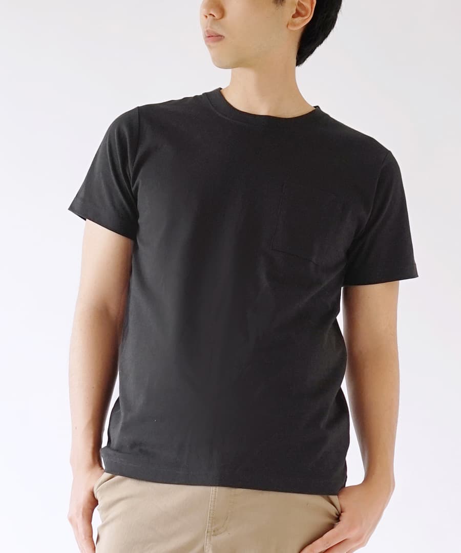 汗しみない クルーネック ポケット Tシャツ［メンズ］