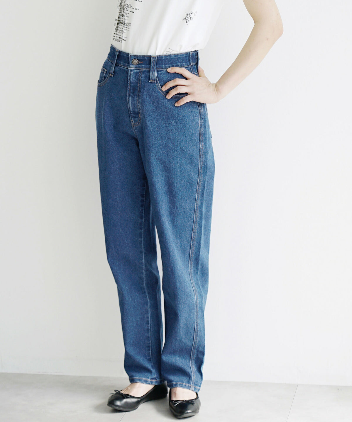 こっそりウエストゴム ストレッチデニムパンツ［細見えテーパード］
